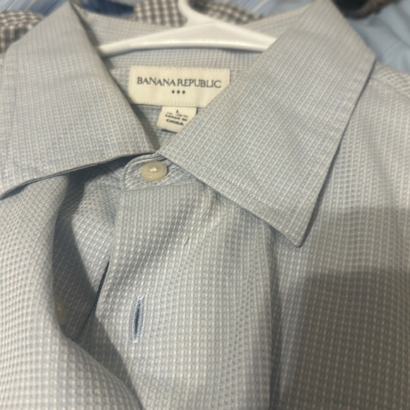 EUC MENS DRESS SHIRT BUNDLE OF 14 BUTTON UP ASSORTED SIZES : ALL NAME BRAND - Picture 4 of 12